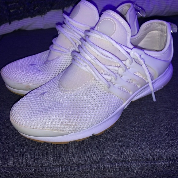 Nike Prestos - Picture 2 of 4